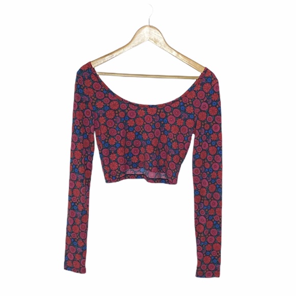 Mossimo Supply Co. flower long sleeve Baby Tee crop top Size Small - Picture 1 of 10